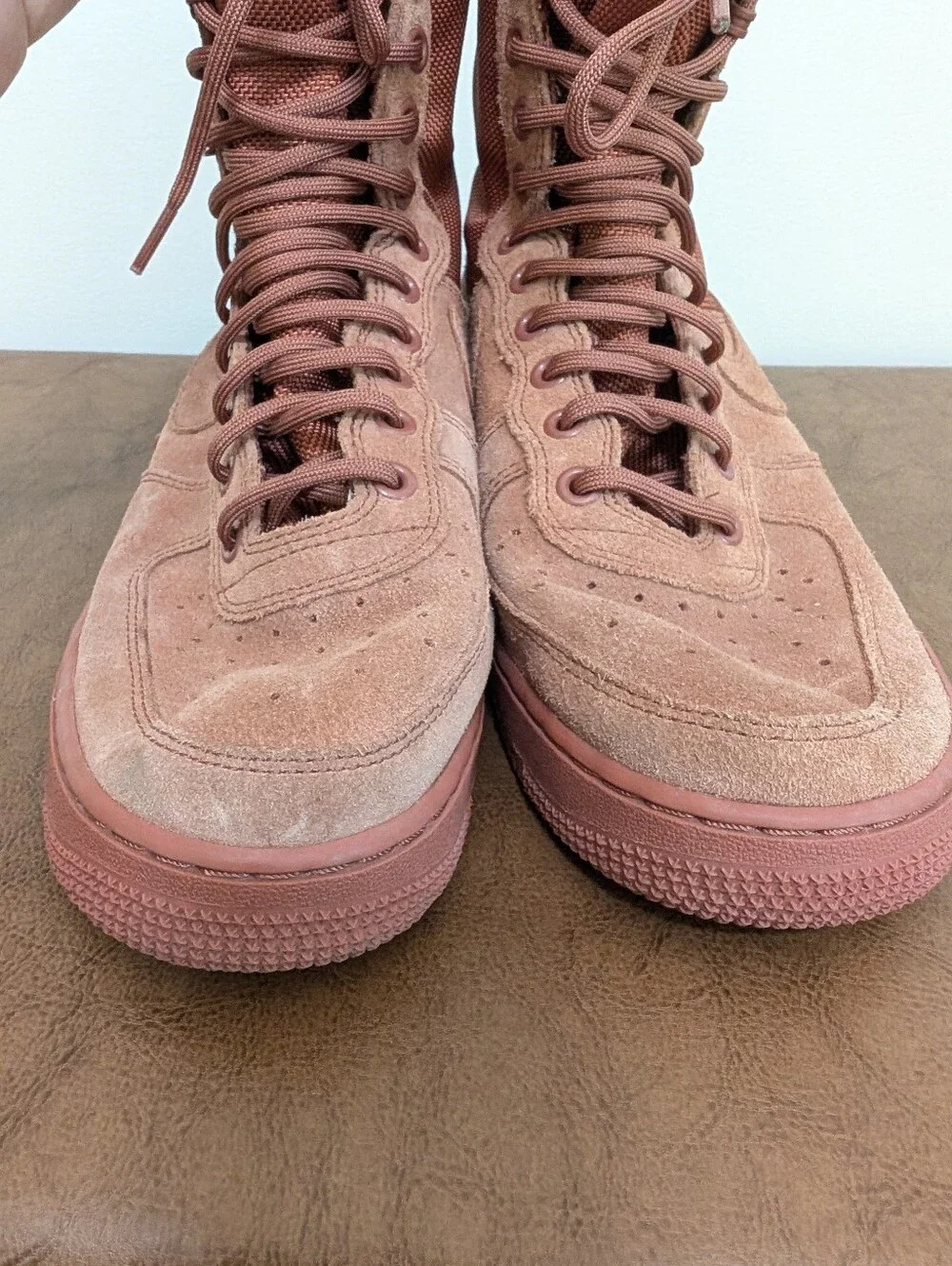 NIKE AIR FORCE 1 SF Women Size 8 - DUSTY PEACH 857872-202